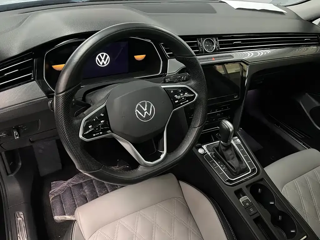 Volkswagen Magotan 2023 из CN, фото 7