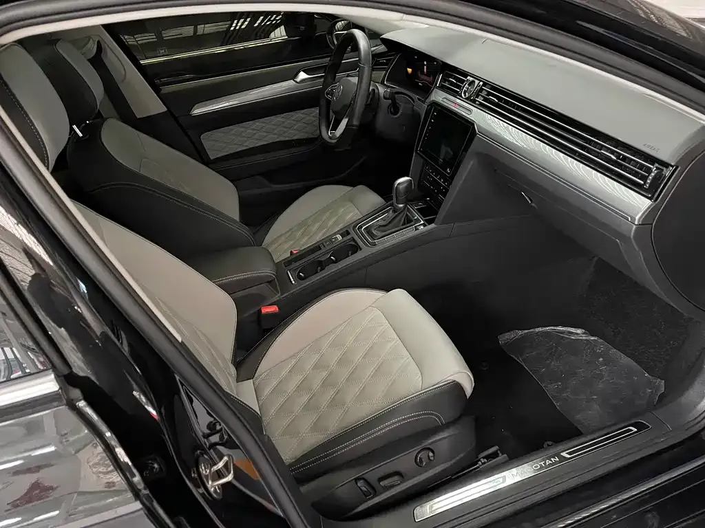 Volkswagen Magotan 2023 из CN, фото 5