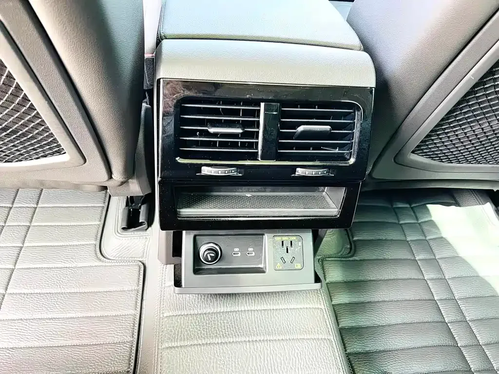 Volkswagen Touareg 2022 из CN, фото 4
