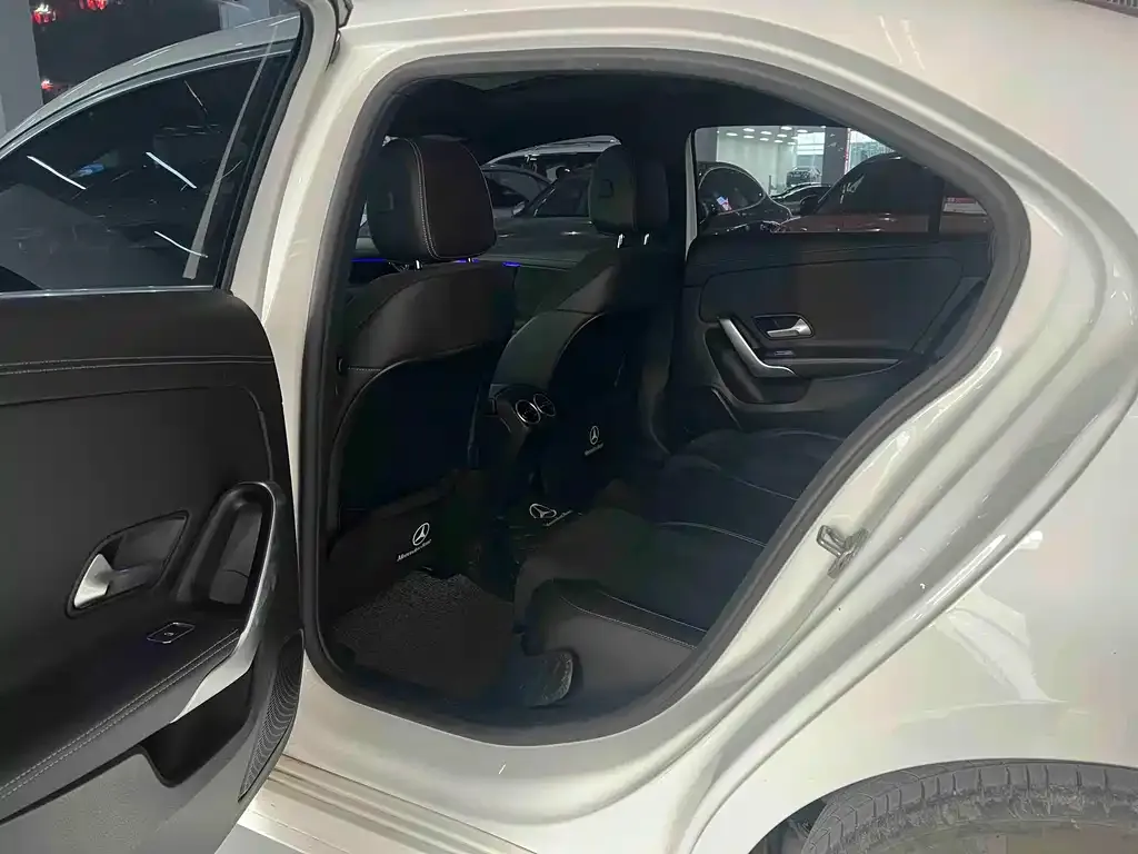 Mercedes-Benz A-Class 2022 из CN, фото 3