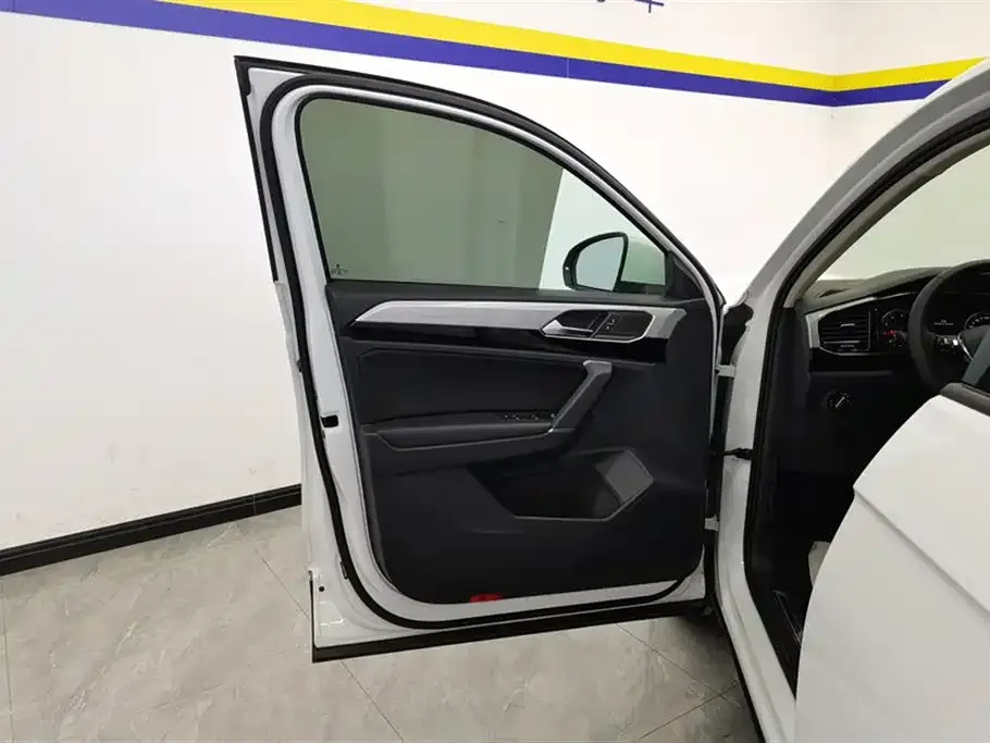 Volkswagen Tayron 2021 из CN, фото 4
