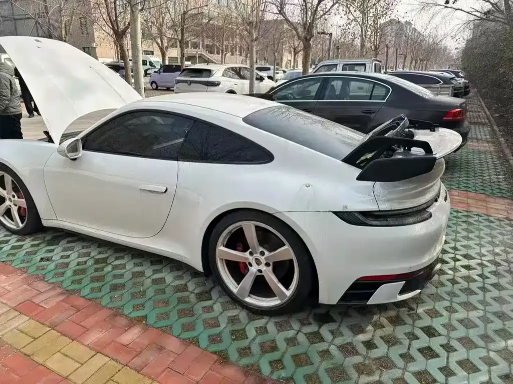 Porsche 911 2023 из CN, фото 3