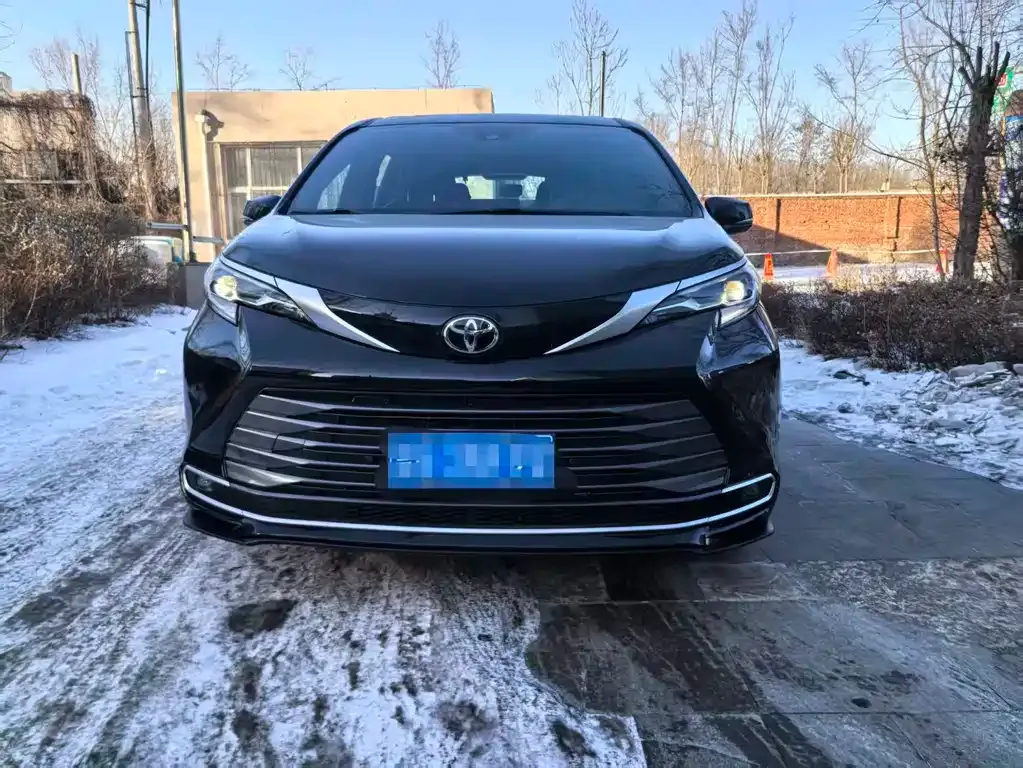 Toyota Sienna 2025 из CN, фото 8