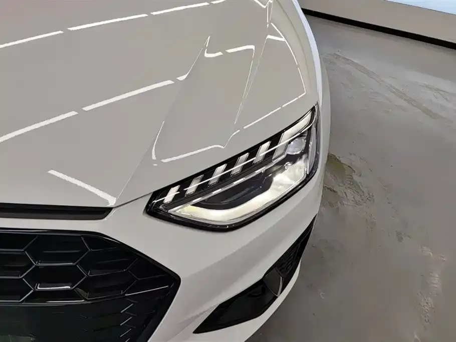 Audi A4L 2024 из CN, фото 7