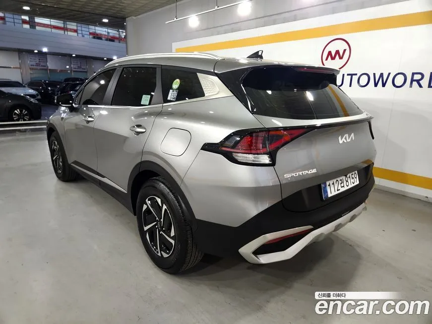 Kia Sportage — фото 9