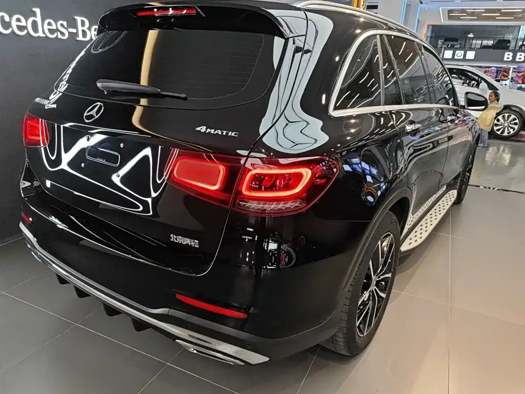 Mercedes-Benz GLC — фото 6