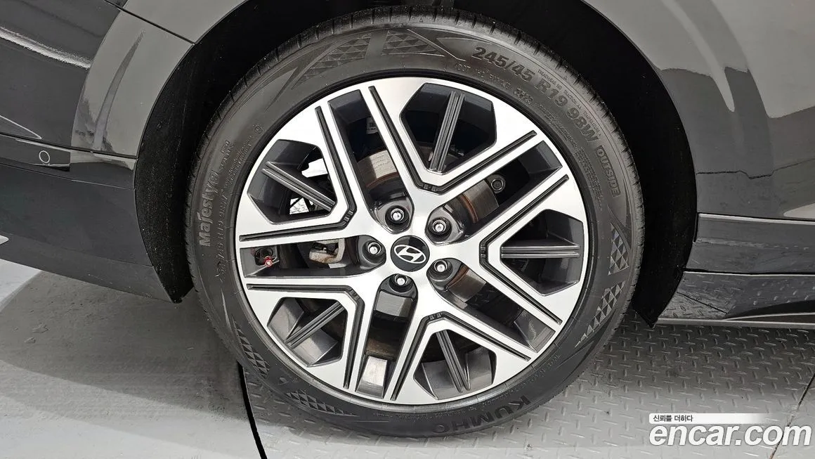 Hyundai Grandeur 2023 из KR, фото 9