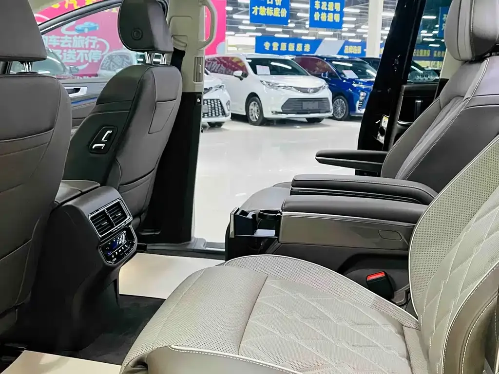 Volkswagen Viloran 2025 из CN, фото 8
