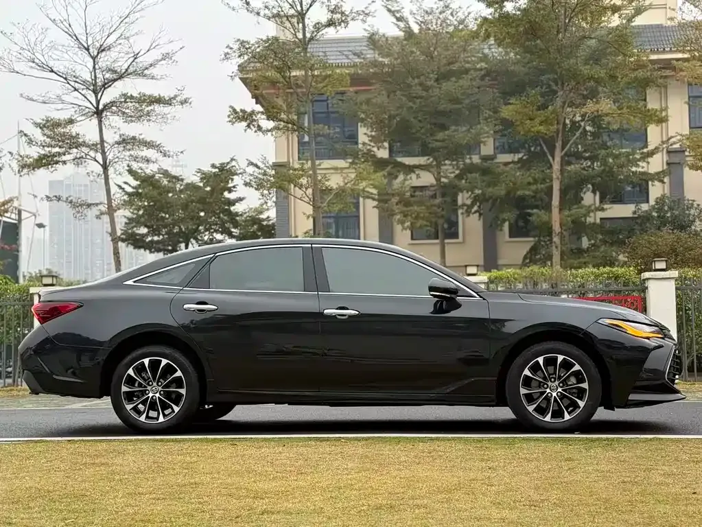 Toyota Avalon 2024 из CN, фото 9