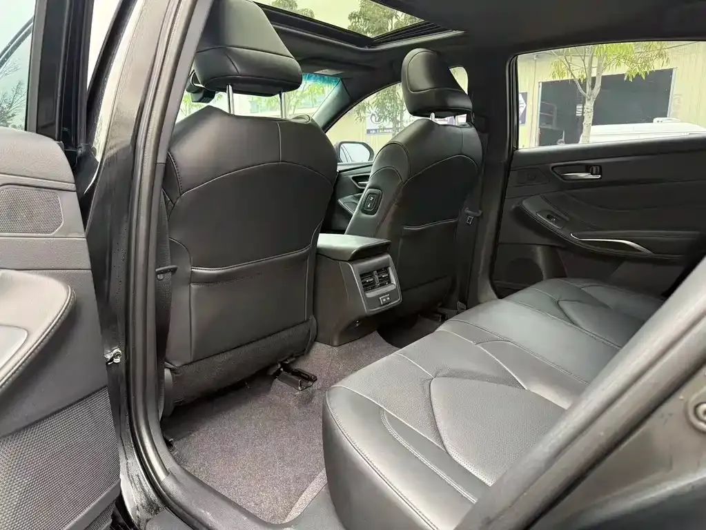 Toyota Avalon 2024 из CN, фото 8