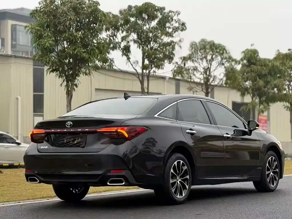 Toyota Avalon 2024 из CN, фото 7