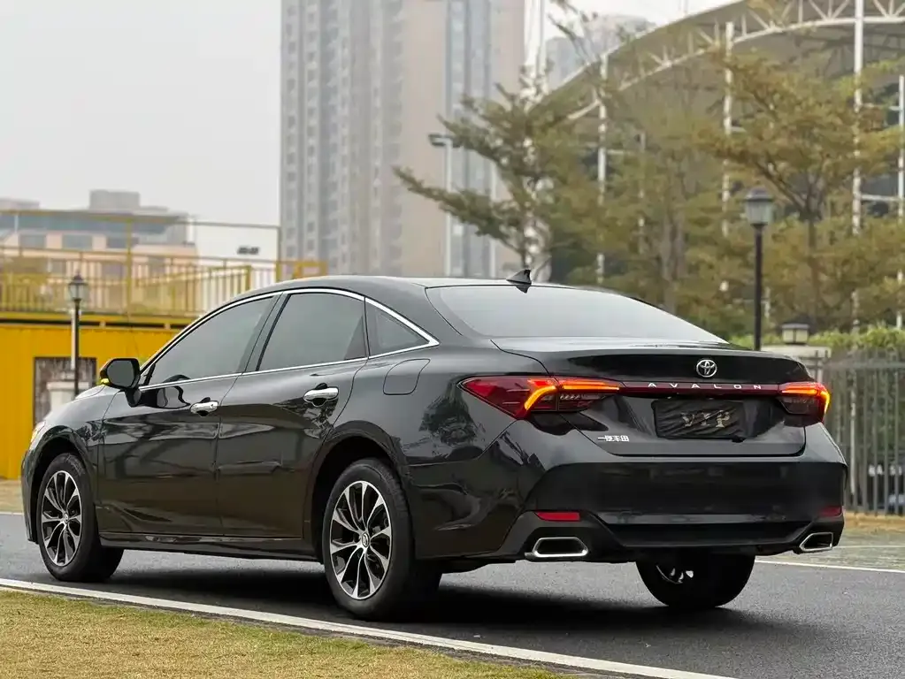 Toyota Avalon 2024 из CN, фото 6
