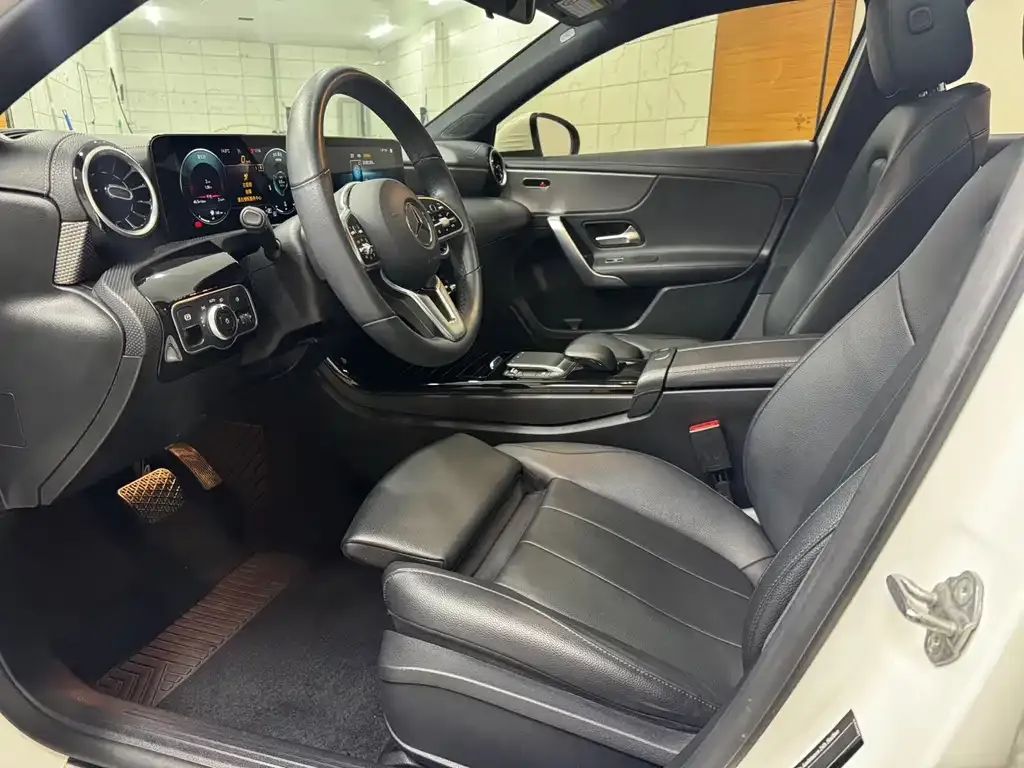 Mercedes-Benz A-Class 2021 из CN, фото 5