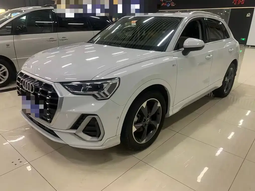 Audi Q3 2022 из CN, фото 1