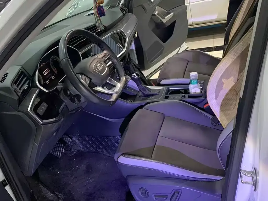 Audi Q3 2022 из CN, фото 5
