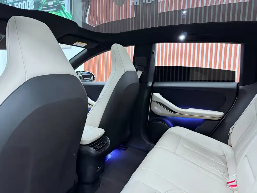 NIO ET5T 2024 из CN, фото 2