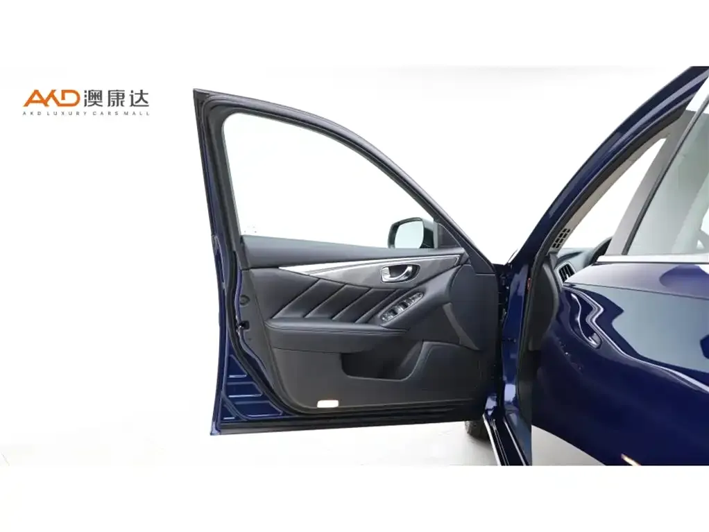 Infiniti Q50L 2024 из CN, фото 6