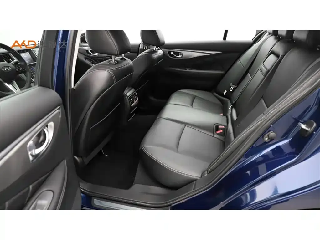 Infiniti Q50L 2024 из CN, фото 10
