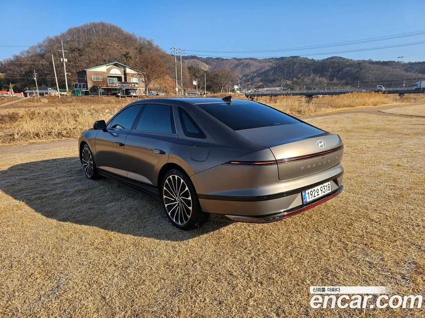 Hyundai Grandeur 2023 из KR, фото 9