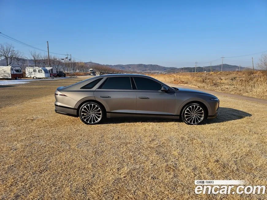 Hyundai Grandeur 2023 из KR, фото 3