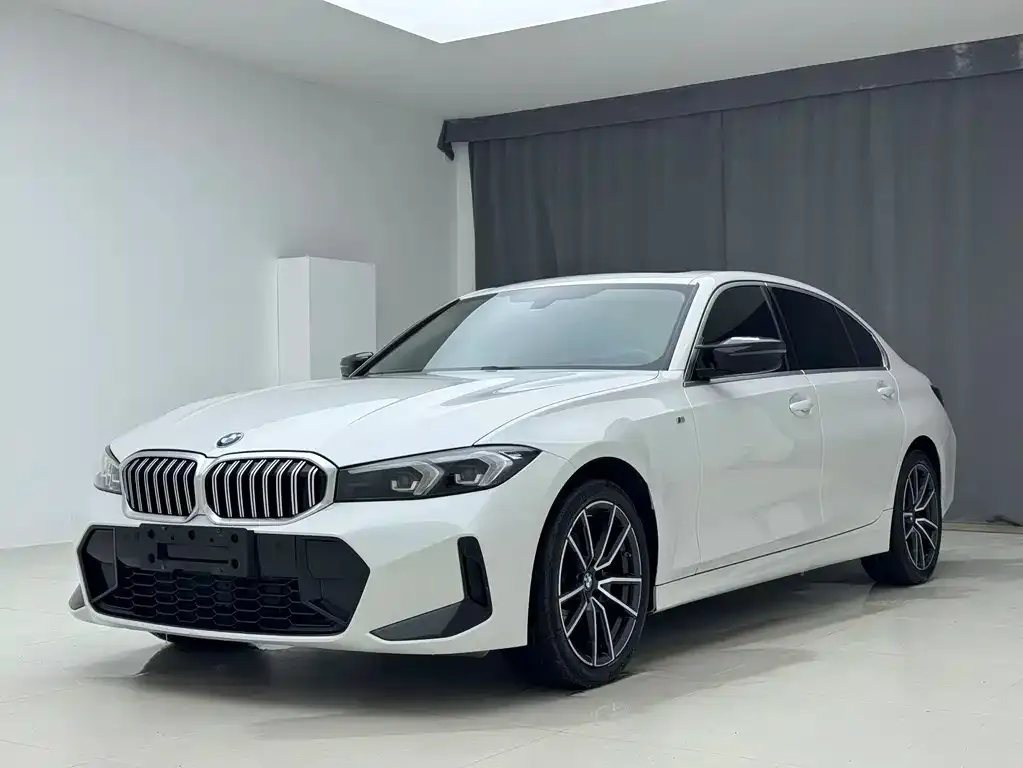 BMW 3 Series — фото 1