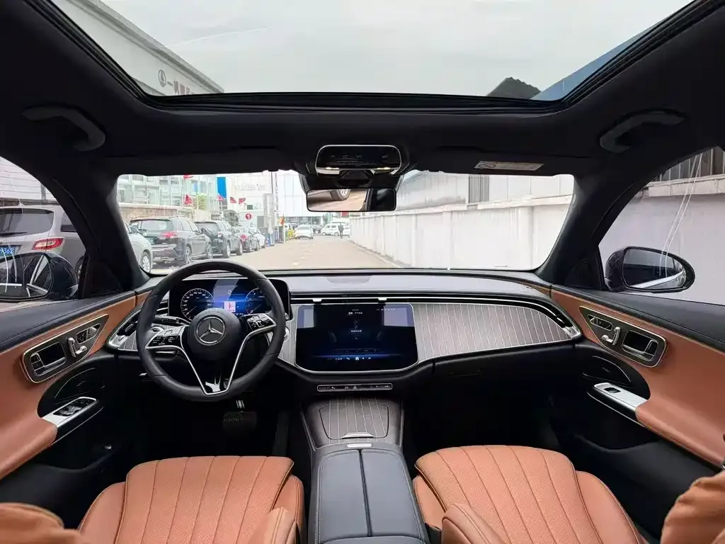 Mercedes-Benz E-Class 2025 из CN, фото 2