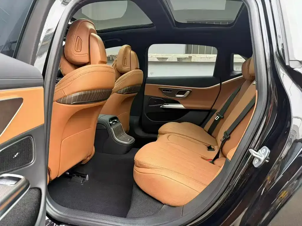 Mercedes-Benz E-Class 2025 из CN, фото 6