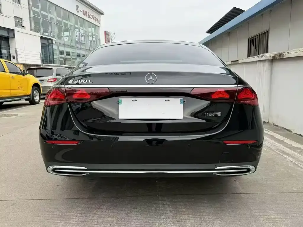 Mercedes-Benz E-Class 2025 из CN, фото 5
