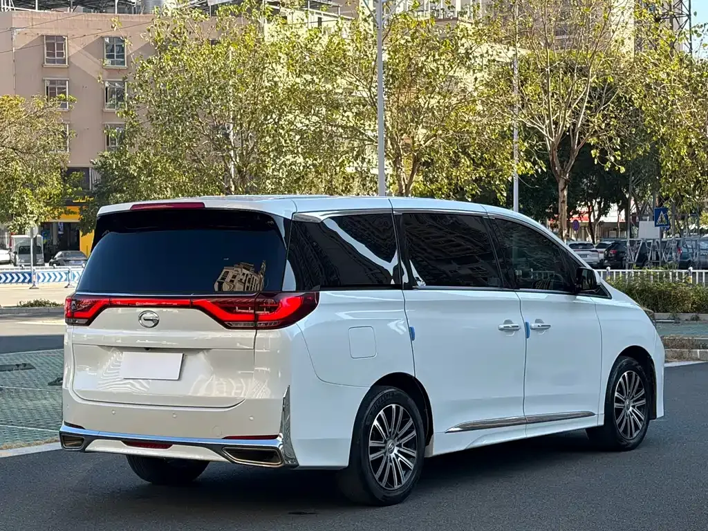 GAC Motor Trumpchi M8 — фото 2