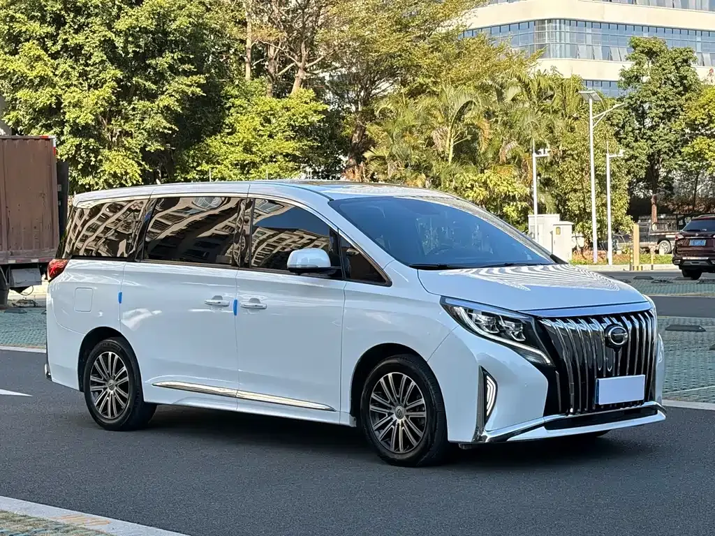 GAC Motor Trumpchi M8 — фото 3
