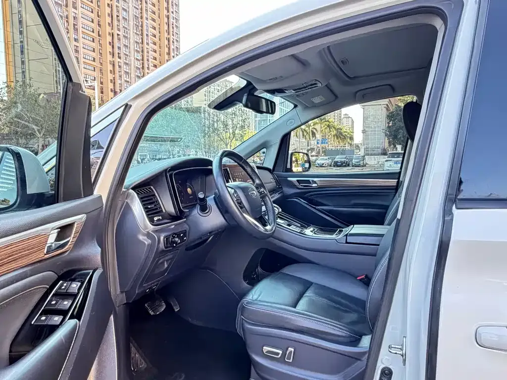 GAC Motor Trumpchi M8 — фото 5