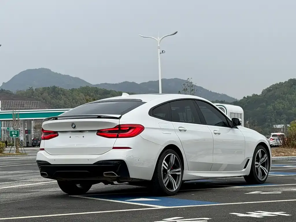 BMW 6 Series GT — фото 2