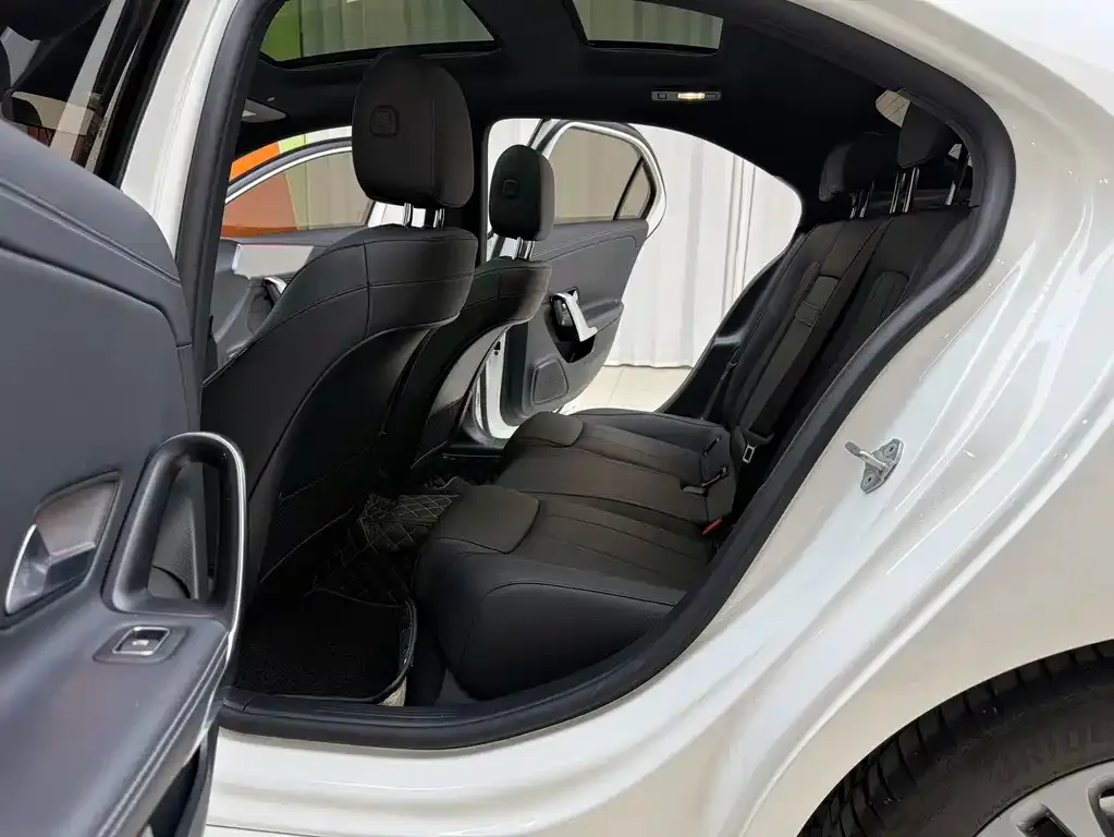 Mercedes-Benz A-Class 2022 из CN, фото 3