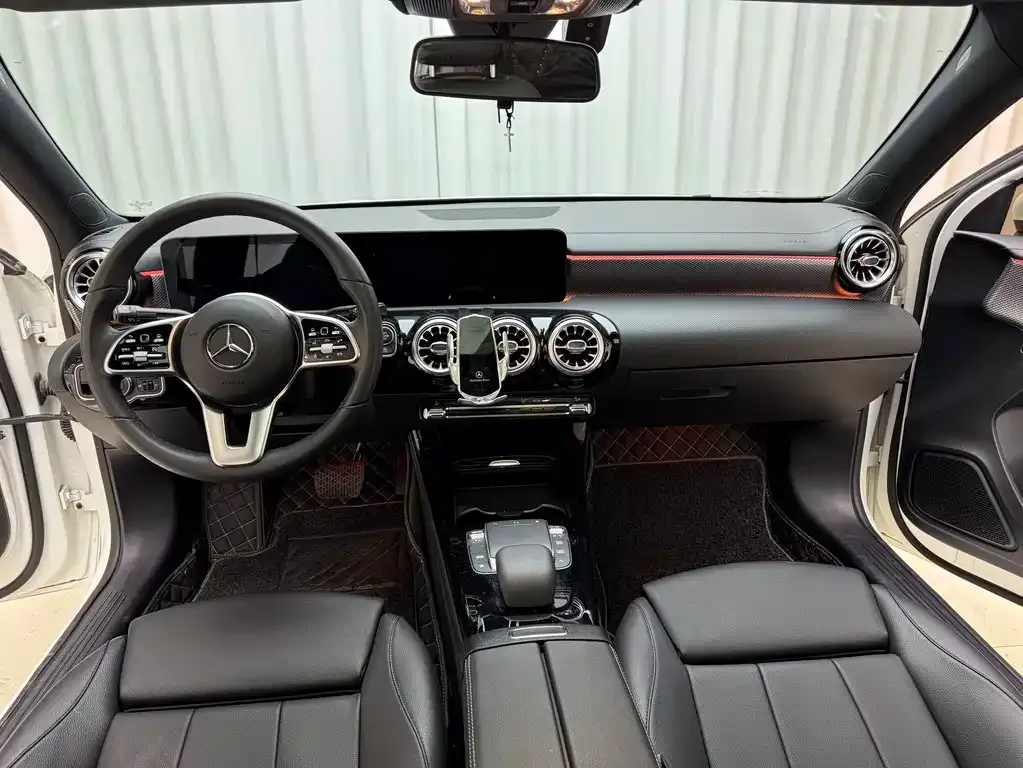 Mercedes-Benz A-Class 2022 из CN, фото 4