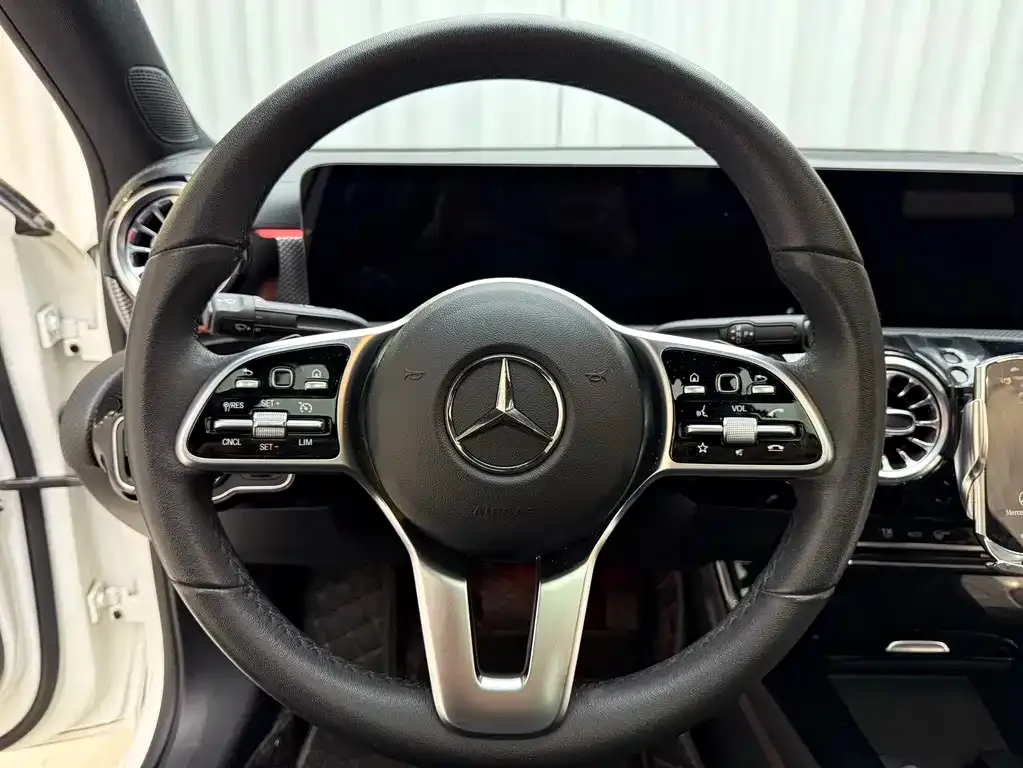 Mercedes-Benz A-Class 2022 из CN, фото 7