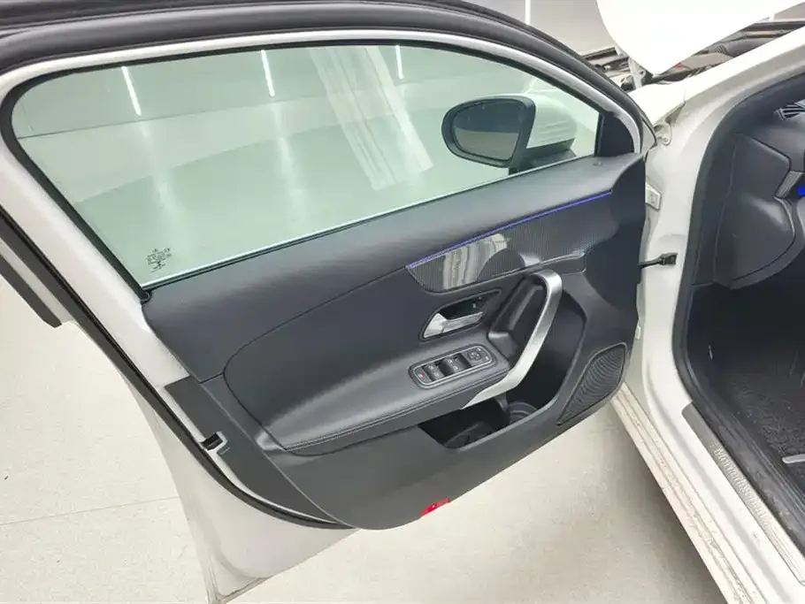 Mercedes-Benz A-Class (Import) 2021 из CN, фото 2