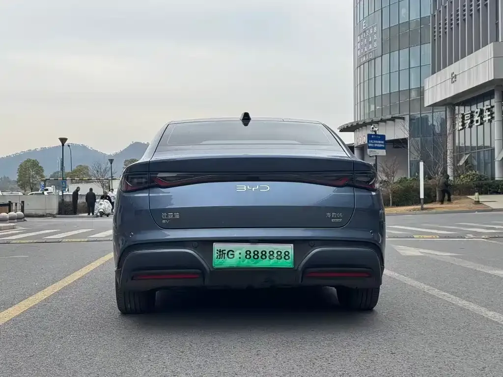 BYD Seal 06 — фото 3