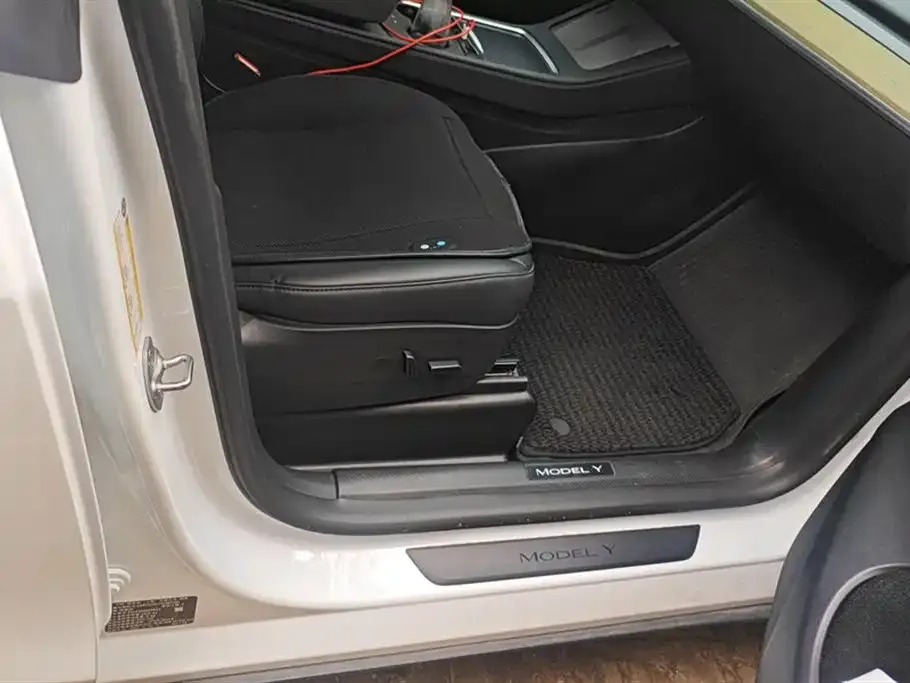 Tesla Model Y 2022 из CN, фото 3