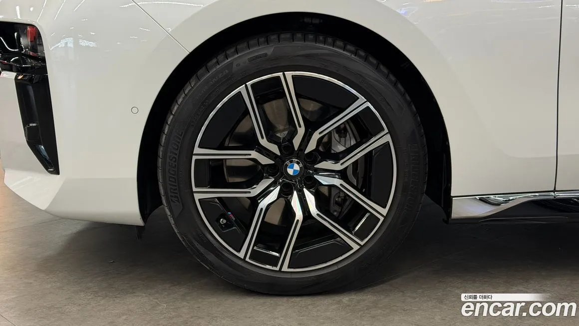 BMW 7-Series 2025 из KR, фото 4