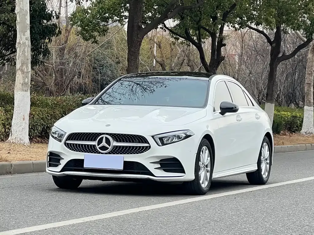 Mercedes-Benz A-Class — фото 1