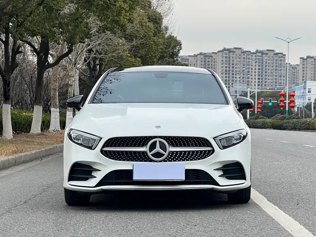 Mercedes-Benz A-Class — фото 8
