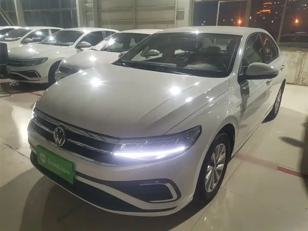 Volkswagen Bora 2024 из CN, фото 6