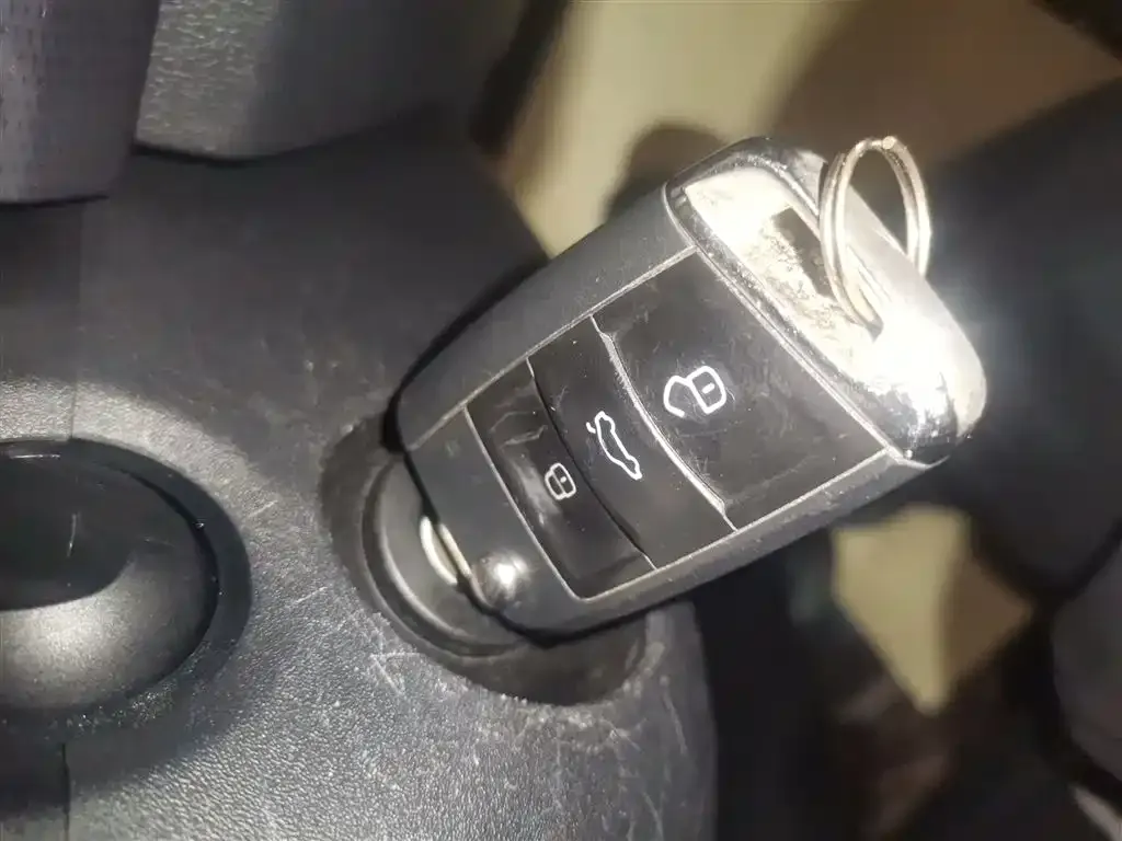 Volkswagen Bora 2024 из CN, фото 7