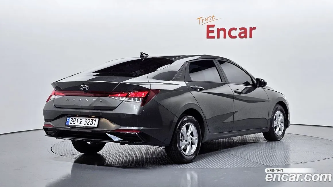 Hyundai AVANTE — фото 2