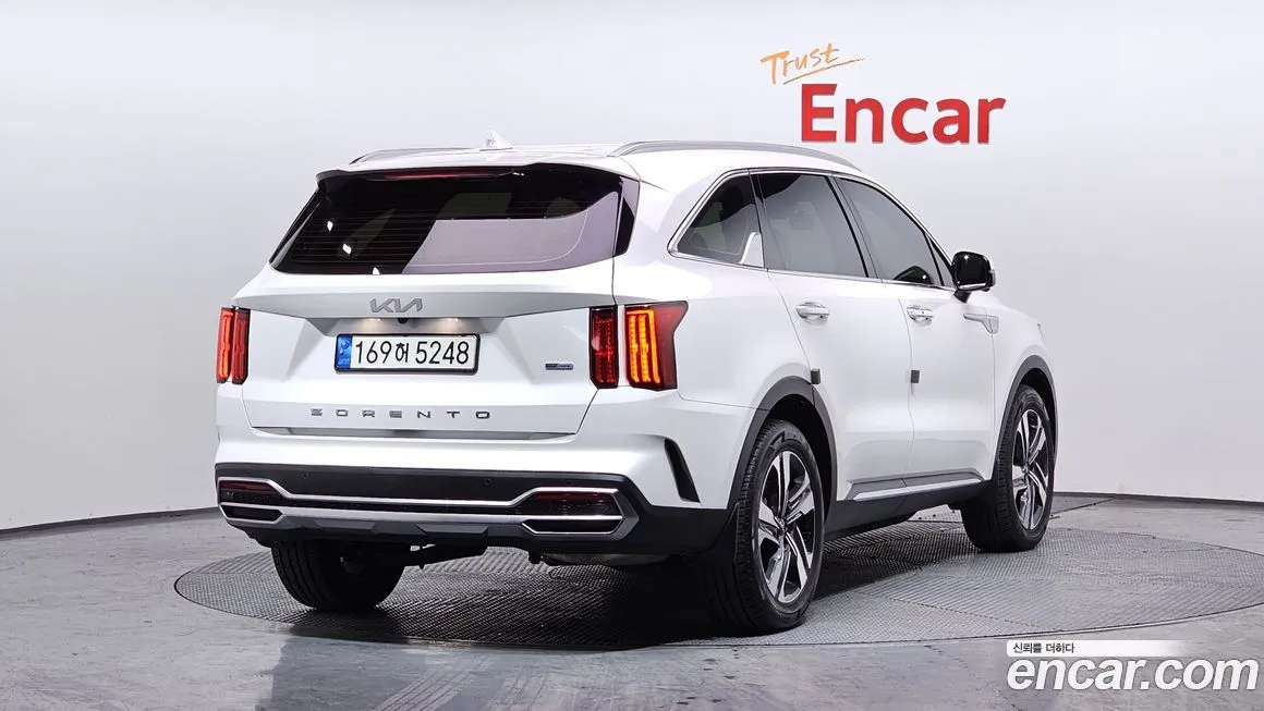 Kia Sorento — фото 5