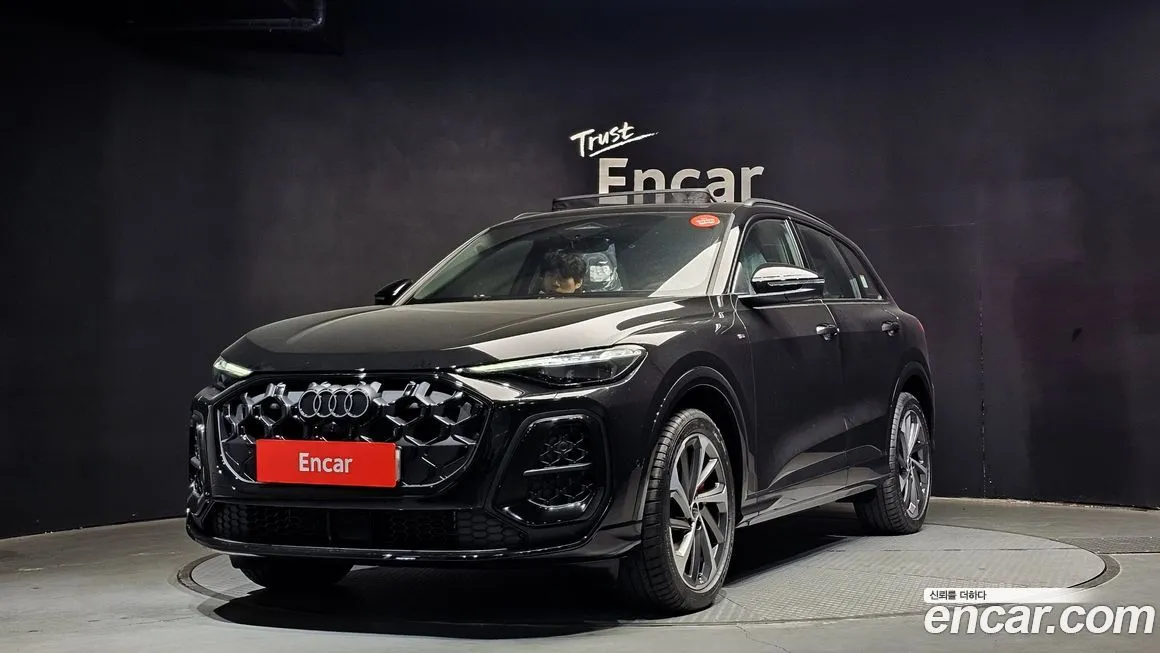 Audi Q5 2025 из KR, фото 1