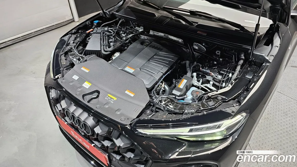 Audi Q5 2025 из KR, фото 2