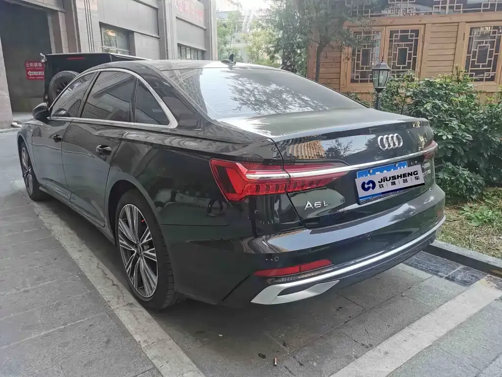 Audi A6L 2025 из CN, фото 4