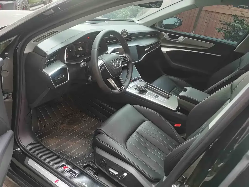 Audi A6L 2025 из CN, фото 2