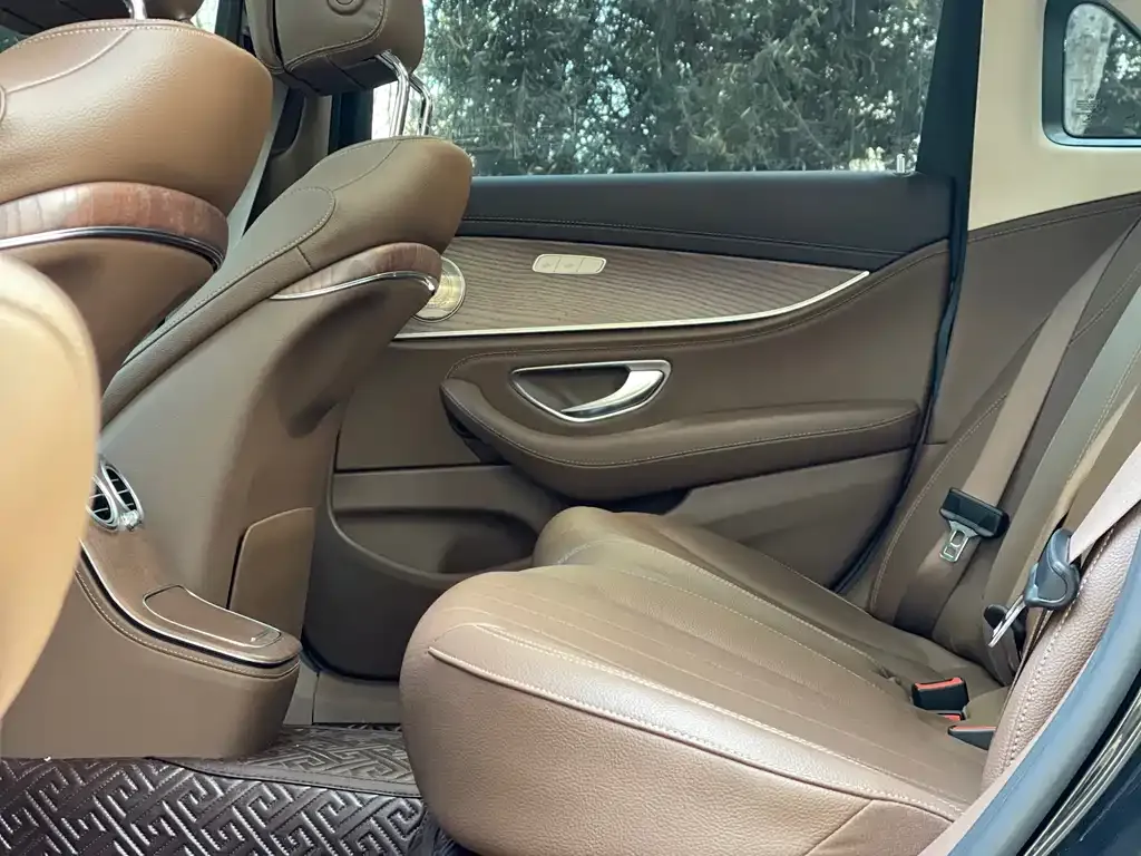 Mercedes-Benz E-Class 2021 из CN, фото 6